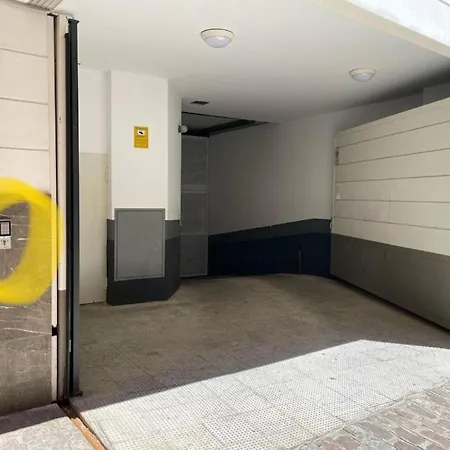 En Casco Historico Con Terraza Comunitaria Y Parking Opcional Apartment *