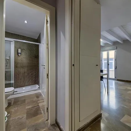 En Casco Historico Con Terraza Comunitaria Y Parking Opcional Apartment